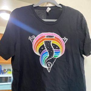 Curaleaf x Select Pride Month Large Shirt